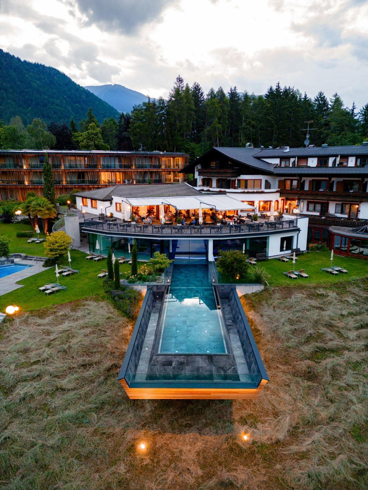 Hotel Der Waldhof Foiana - Völlan Exterior foto